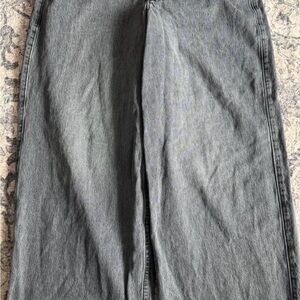 Hollister Women's Low Rise Super Baggy Jeans